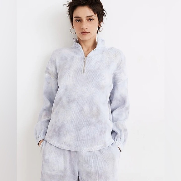 Madewell MWL Waffle Half-Zip Shirttail Sweatshirt in Tie-Dye in Pale Dawn - Picture 2 of 12
